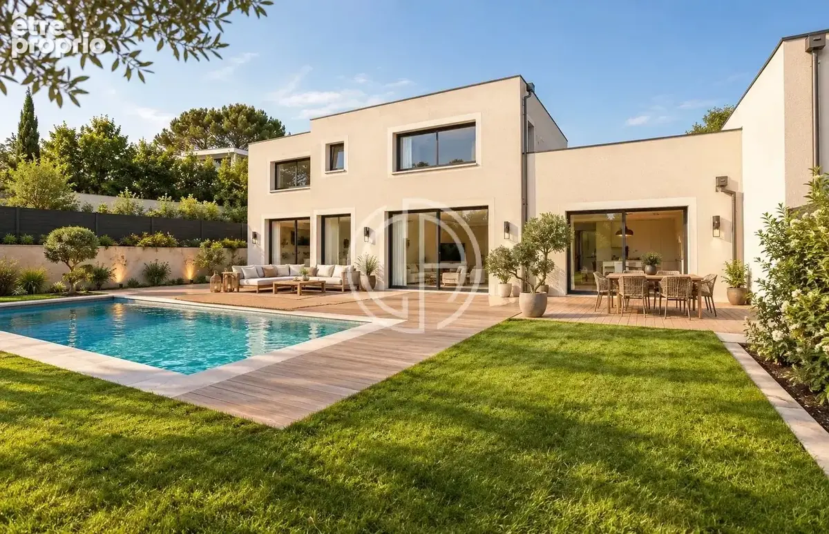 Maison à VALBONNE