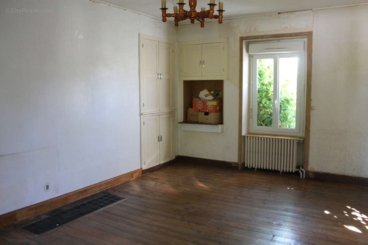 Maison à LA COQUILLE