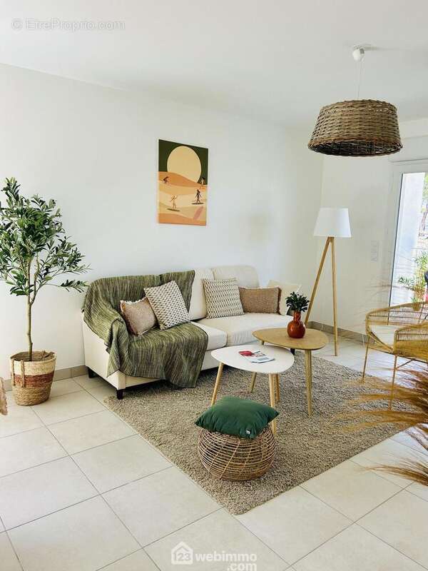 Vue du salon - Appartement à AGDE