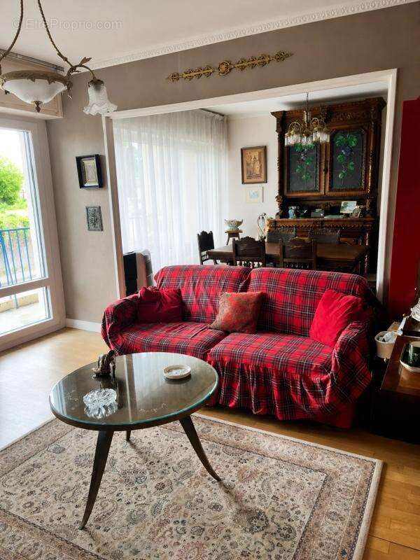 Appartement de 88,67 m² avec balcons, cave et parking - Metz - photo 3