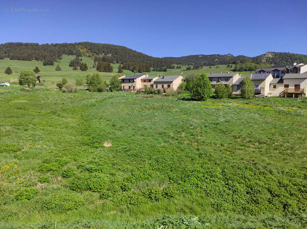 Terrain à PUYVALADOR