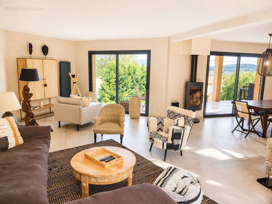 Maison 195 m² à Liausson  - photo 4