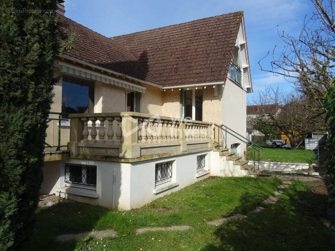 Maison à MIGENNES