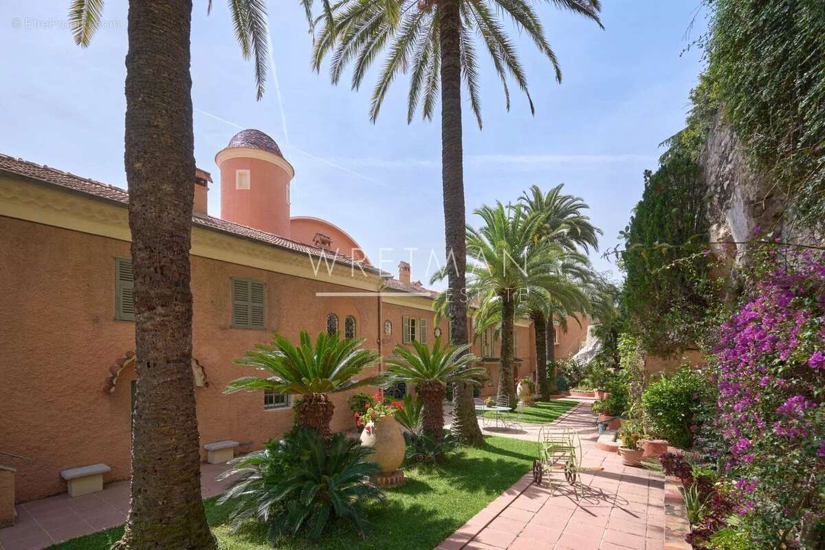 Appartement à VILLEFRANCHE-SUR-MER