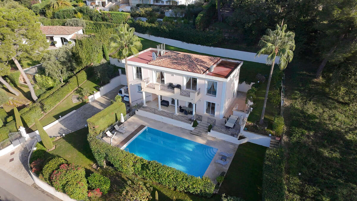 Maison à MOUGINS