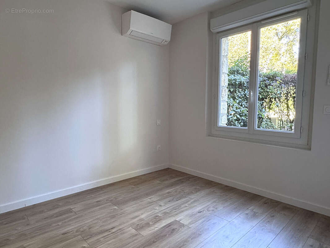 Appartement à VILLENEUVE-LES-AVIGNON