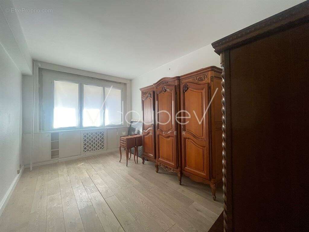 Superbe appartement 3 chambres LILLE Centre - photo 7