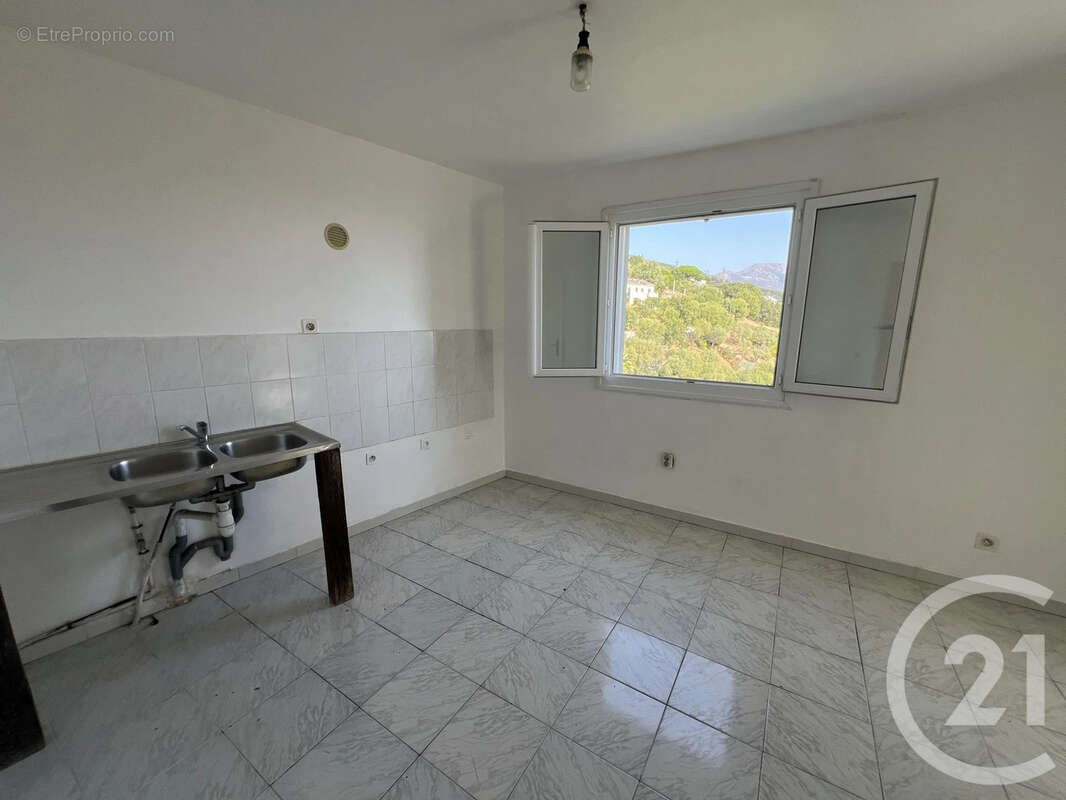 Maison 64 m² à Biguglia  - photo 7