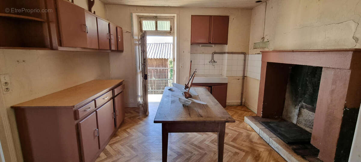 20250410_104325 - Maison à SAINT-PARDOUX-LA-RIVIERE