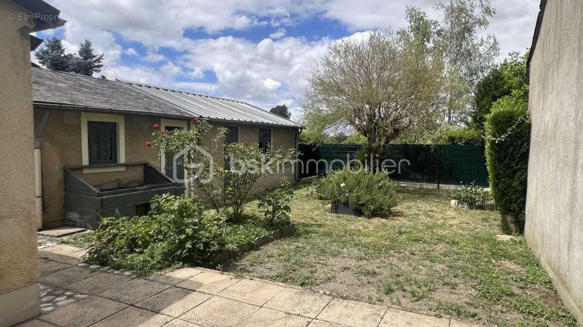 Maison de ville avec jardin – idéale premier achat ou investissement - photo 2