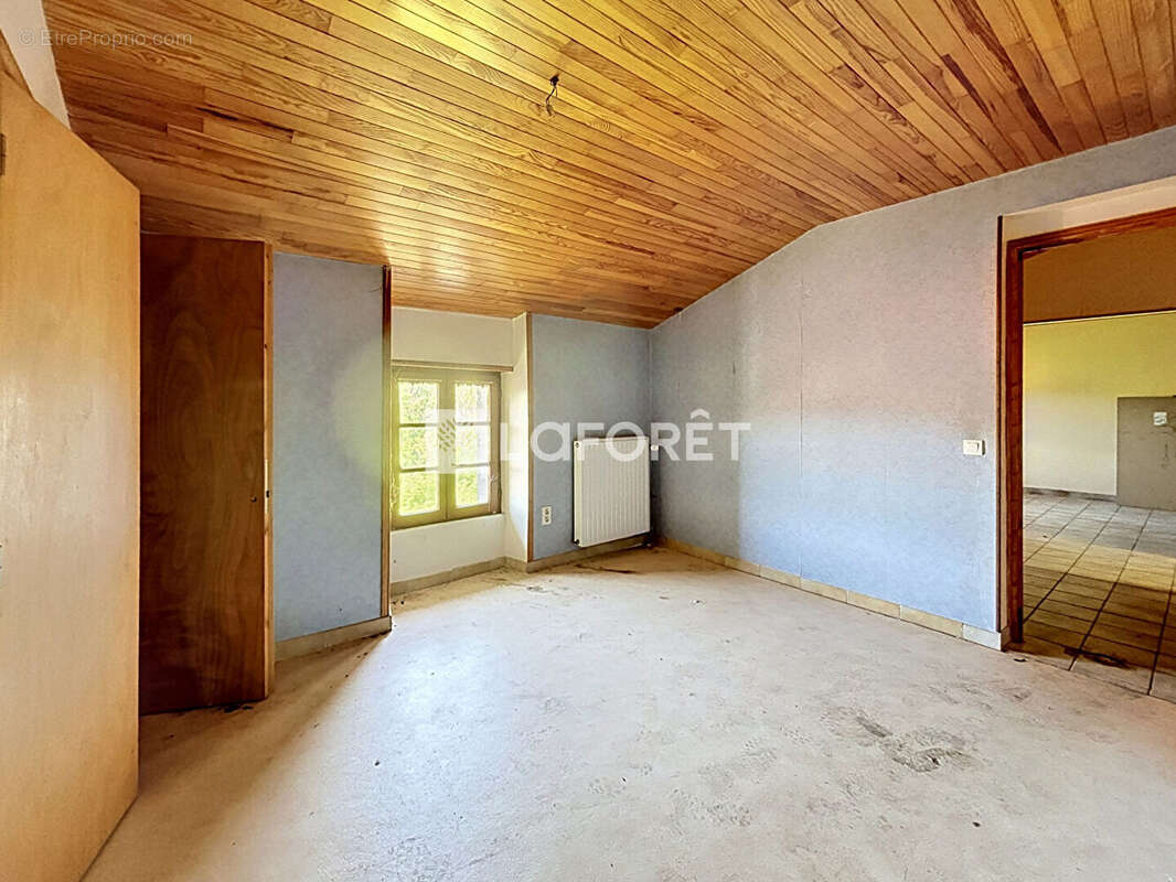 Appartement à POLIGNAC