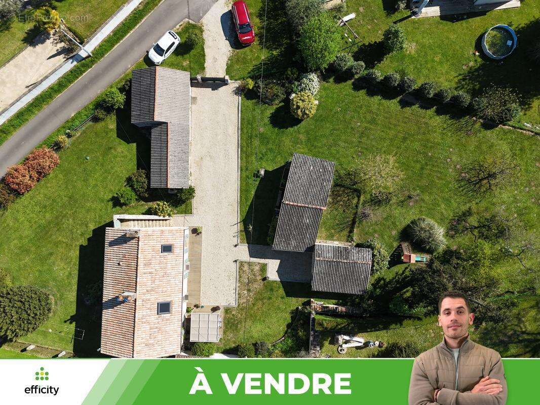Maison à JARDRES