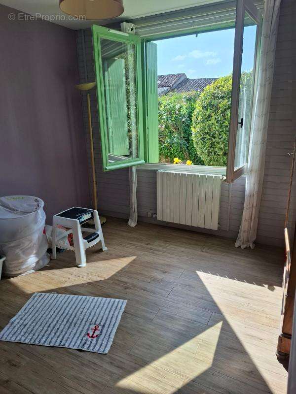 Maison à LES GONDS
