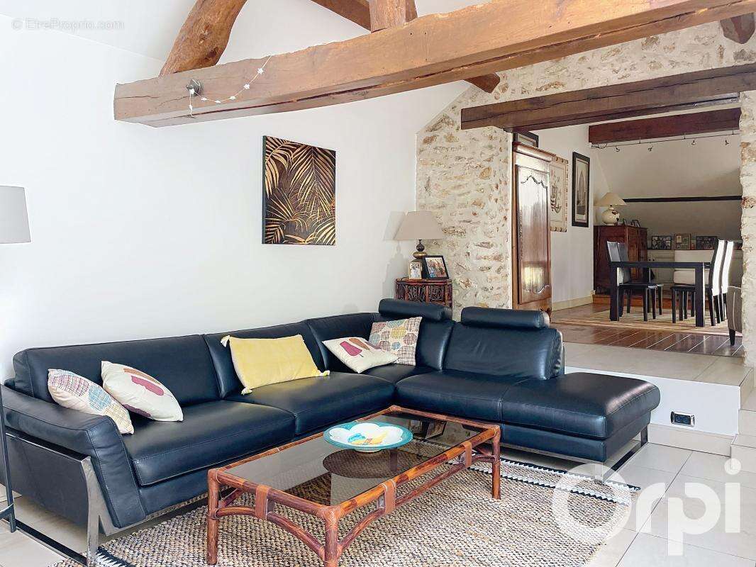 Maison à SAULX-LES-CHARTREUX