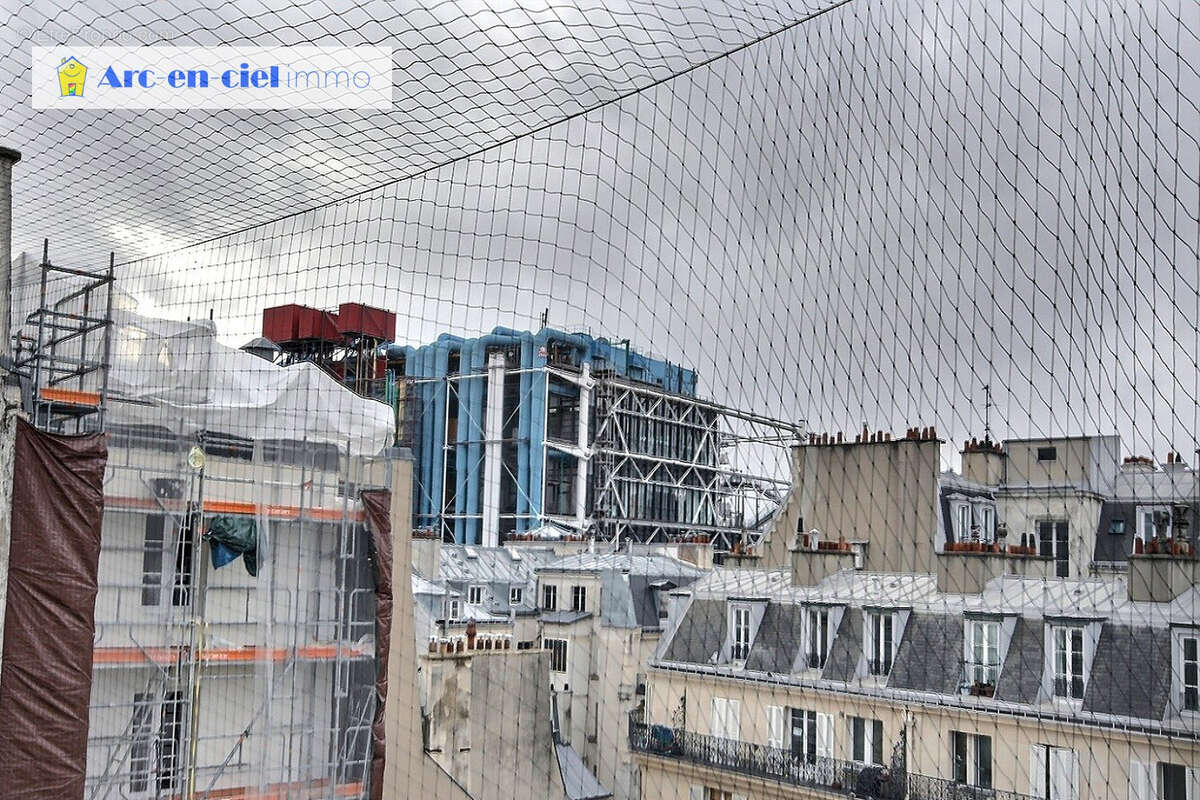 Appartement à PARIS-3E