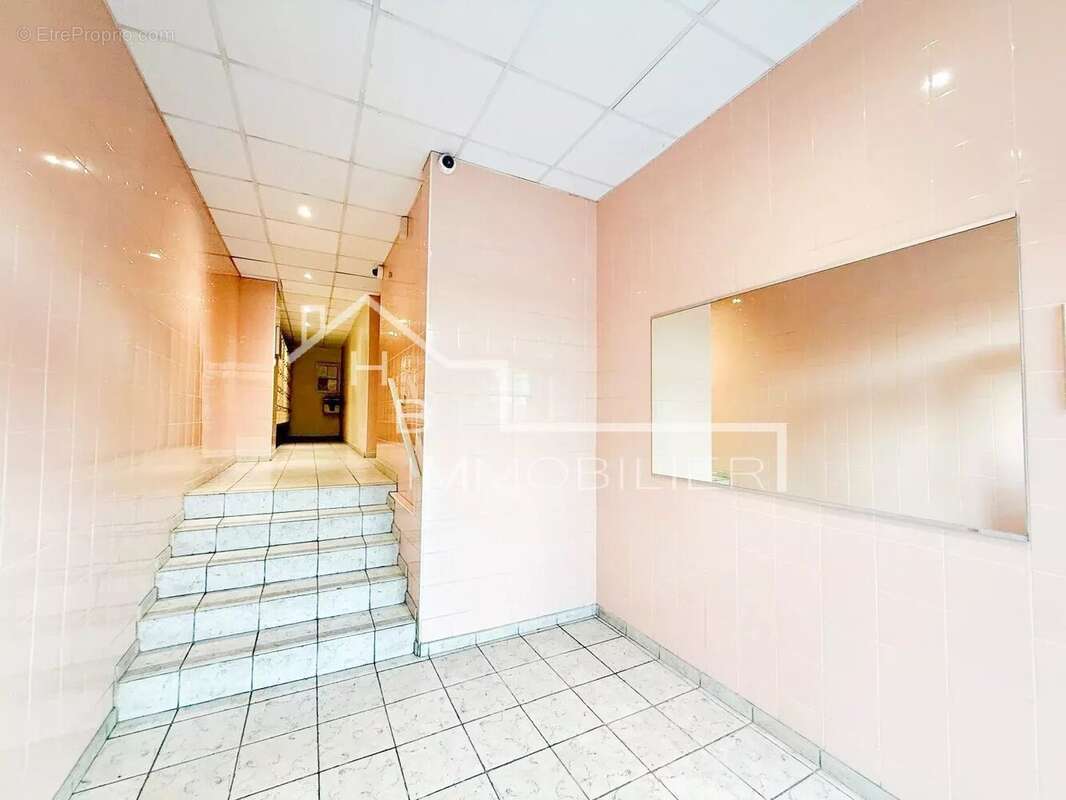 Appartement à VENCE