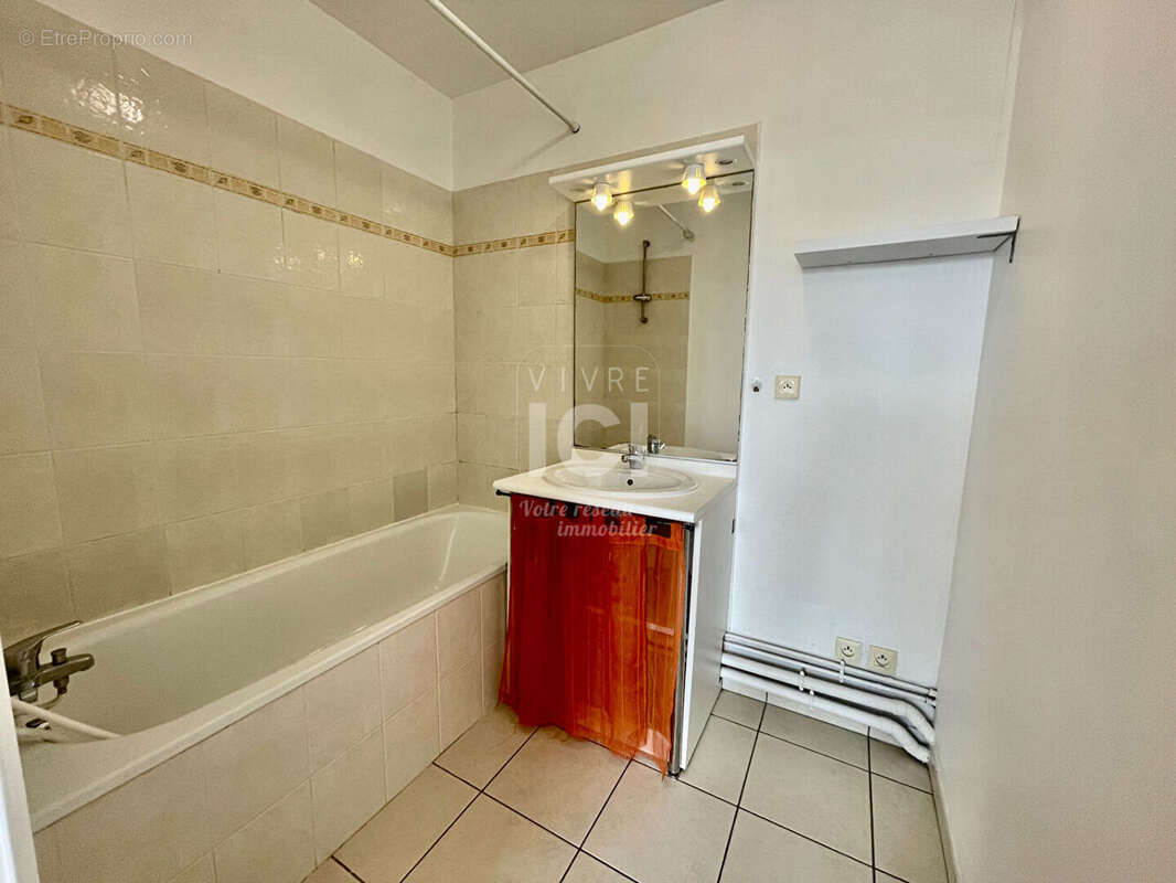 Appartement à TREILLIERES