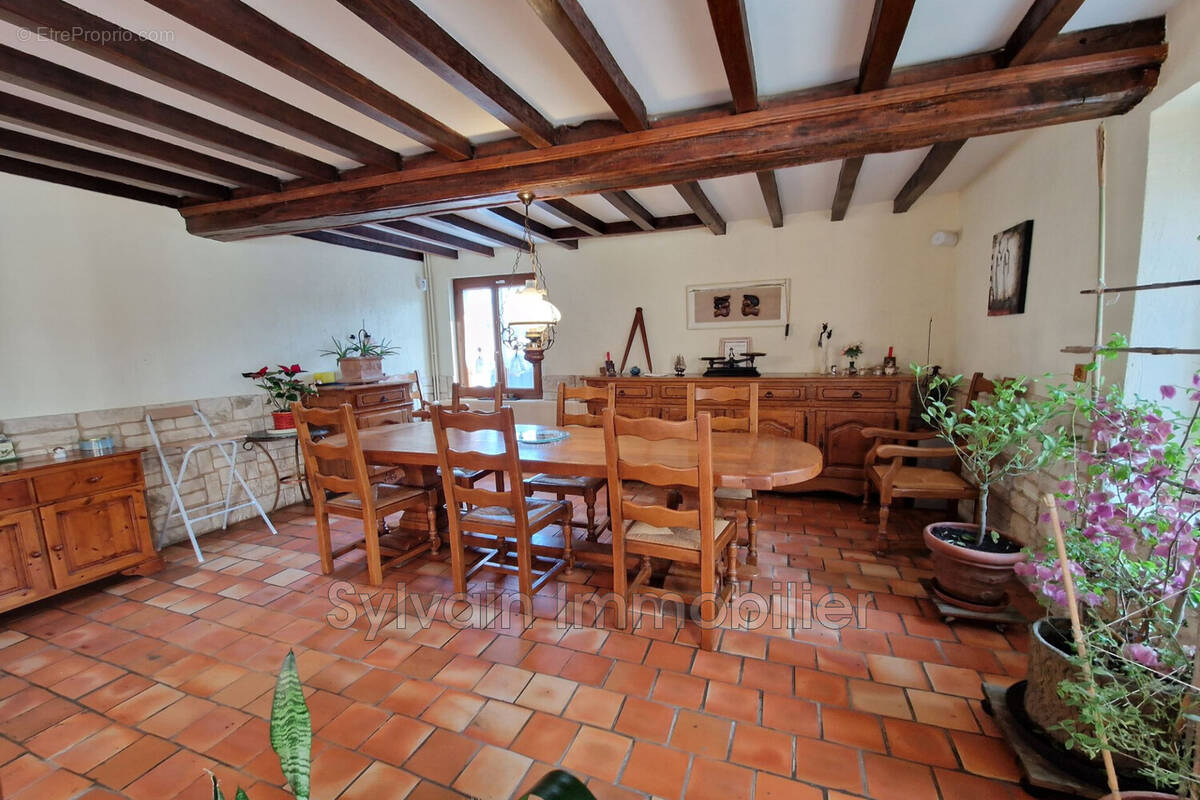Maison 169 m² à Saint-Aubin-En-Bray  - photo 3