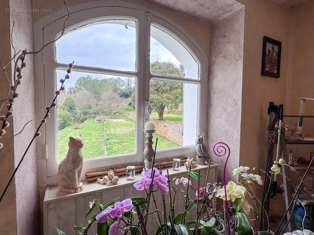 Maison à ENTRECASTEAUX