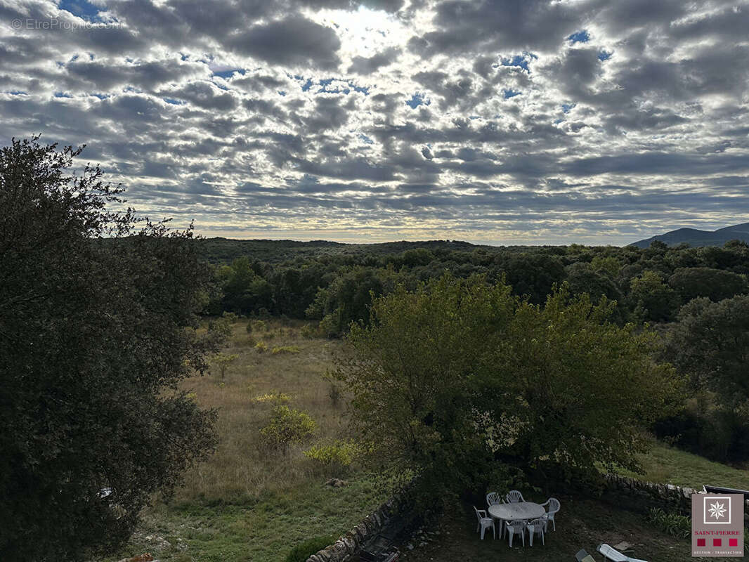 Maison à DURFORT-ET-SAINT-MARTIN-DE-SOSSENAC