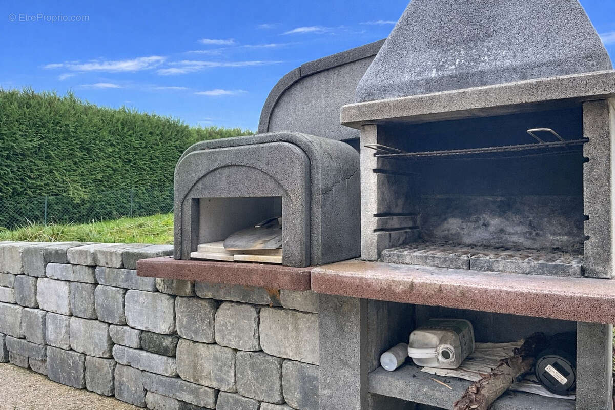 Maison à THAON-LES-VOSGES