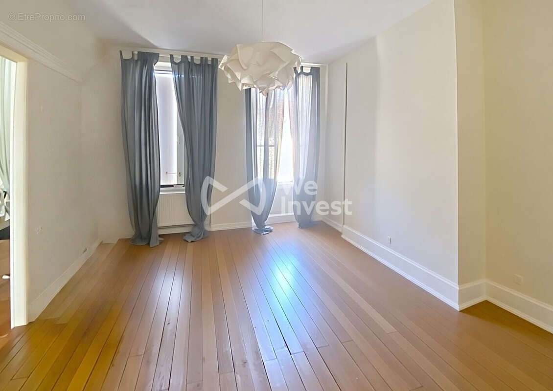 Maison à ENTRAINS-SUR-NOHAIN