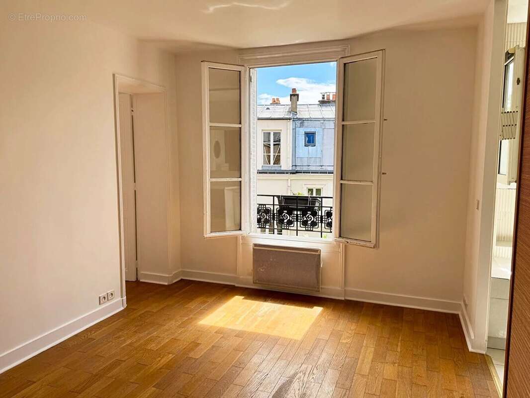 Appartement à PARIS-4E