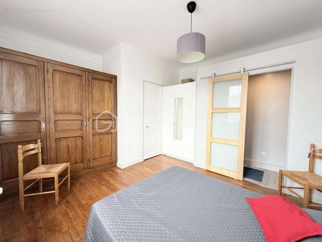 Maison non mitoyenne  106m²  6 pièces édifiée sur une parcelle de 270m² avec jardin et dépendances aux portes de paris - photo 12