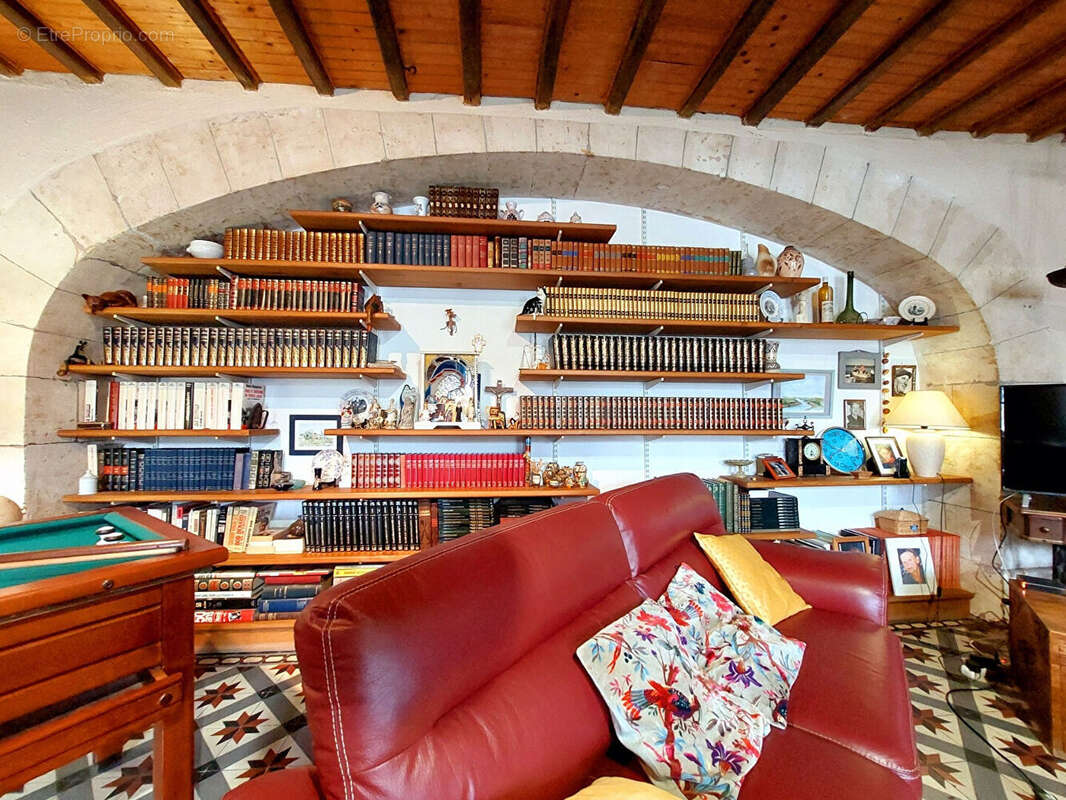 Maison à MORNAC-SUR-SEUDRE