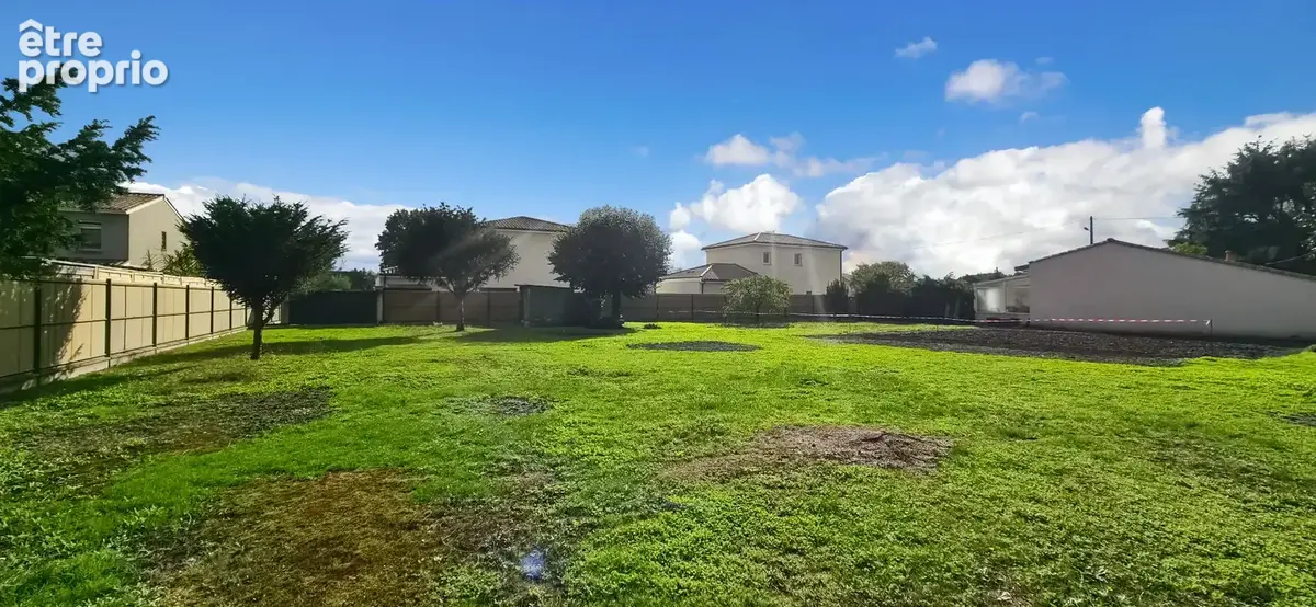 SAINT MEDARD EN JALLES - Terrain libre de constructeur 810m² avec chemin privé - CORBIAC - photo 4