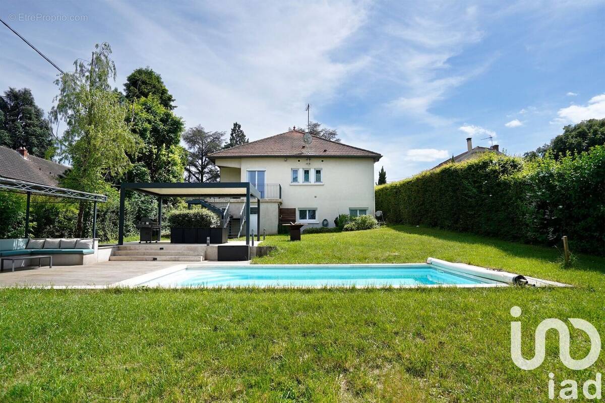 Photo 1 - Maison à DARDILLY