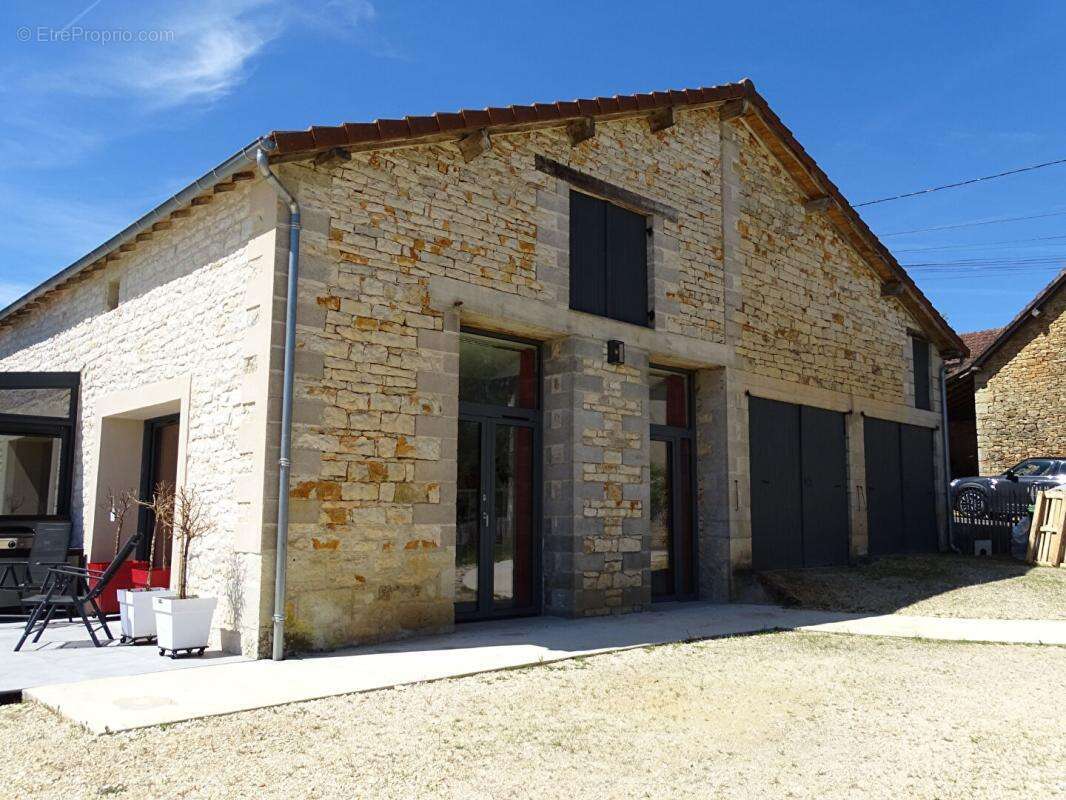 Maison Sainte Orse 4 pièce(s) 195 m2 - photo 13
