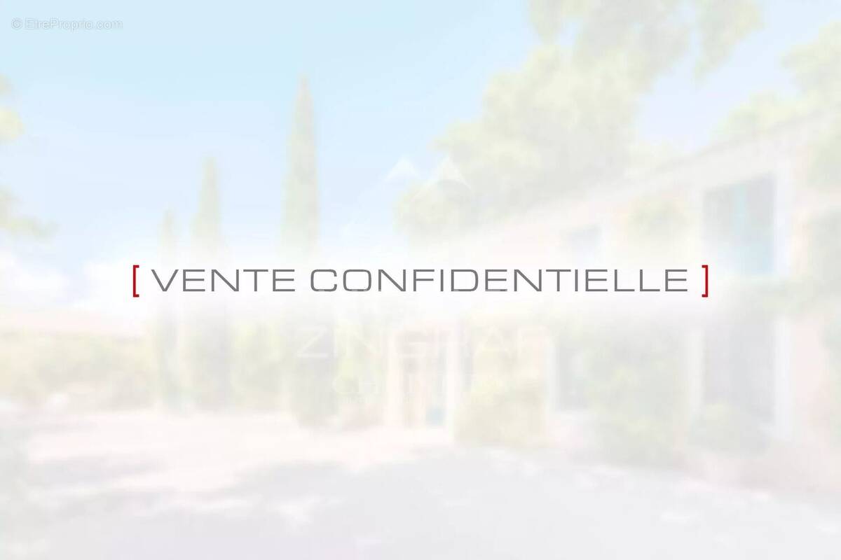 Maison à L'ISLE-SUR-LA-SORGUE