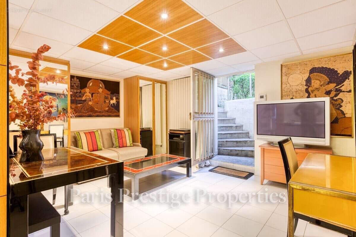 Maison à NEUILLY-SUR-SEINE