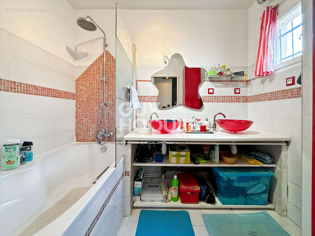 Maison à MARLES-EN-BRIE