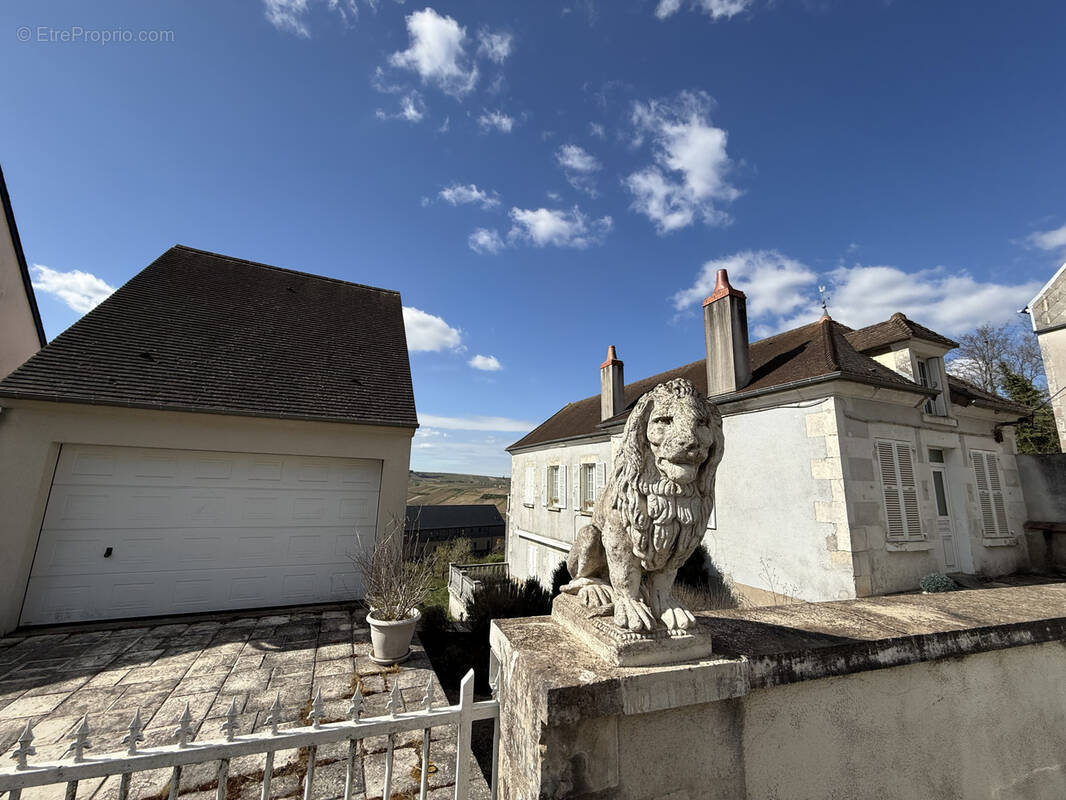 Maison à SANCERRE
