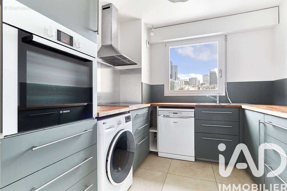 Photo 4 - Appartement à COURBEVOIE