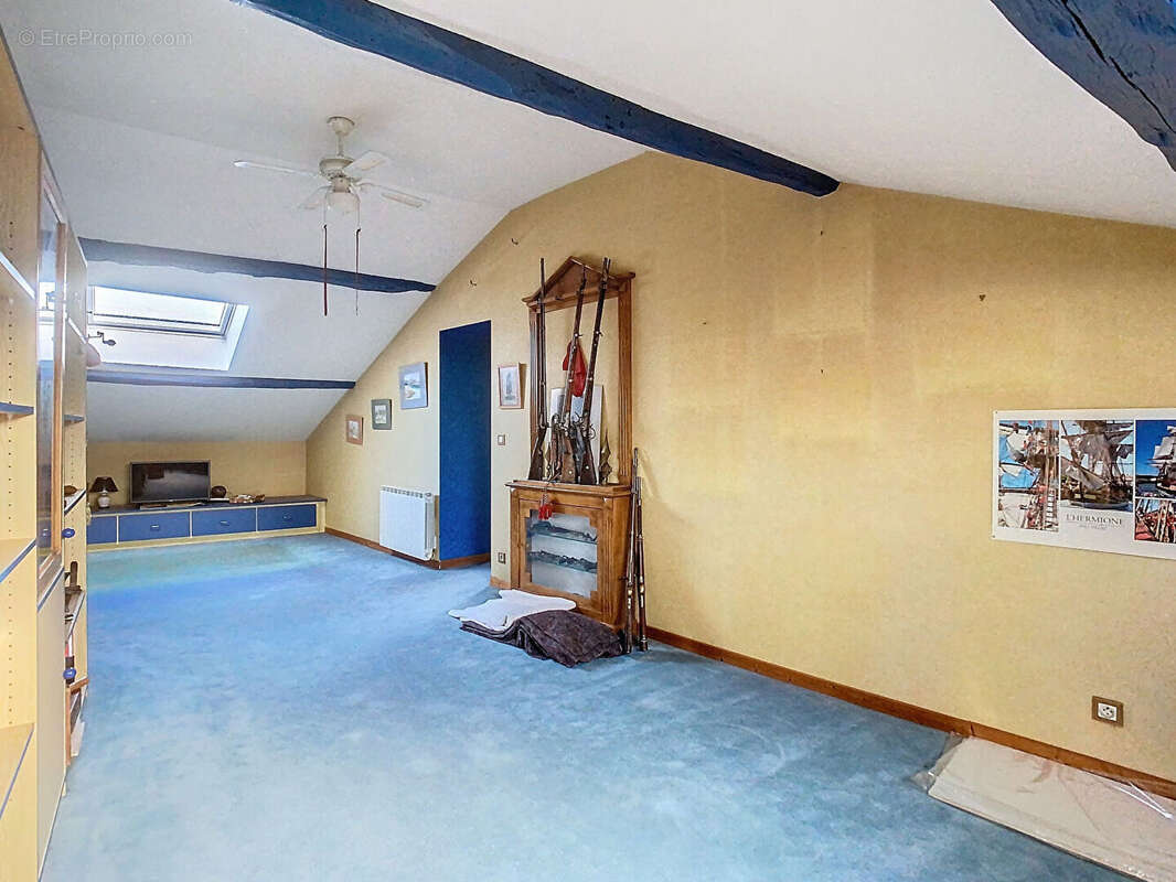 Maison à SAINT-JUNIEN