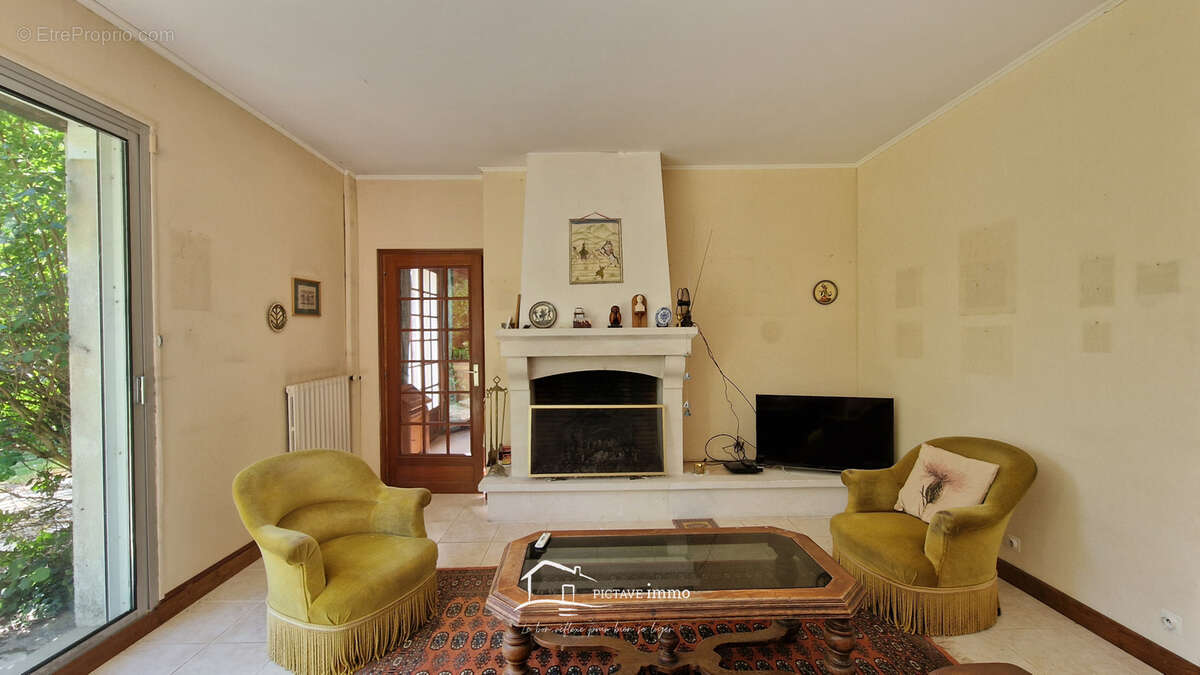 Maison à ROUILLE