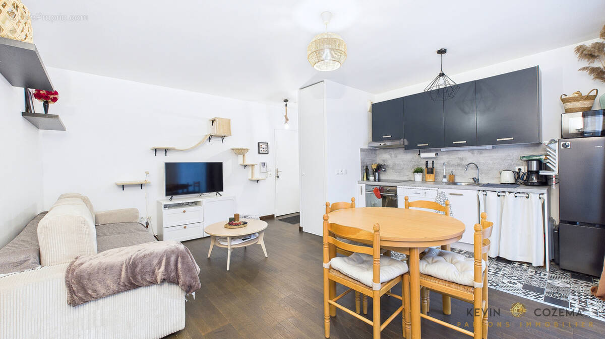 Appartement à SAINTRY-SUR-SEINE