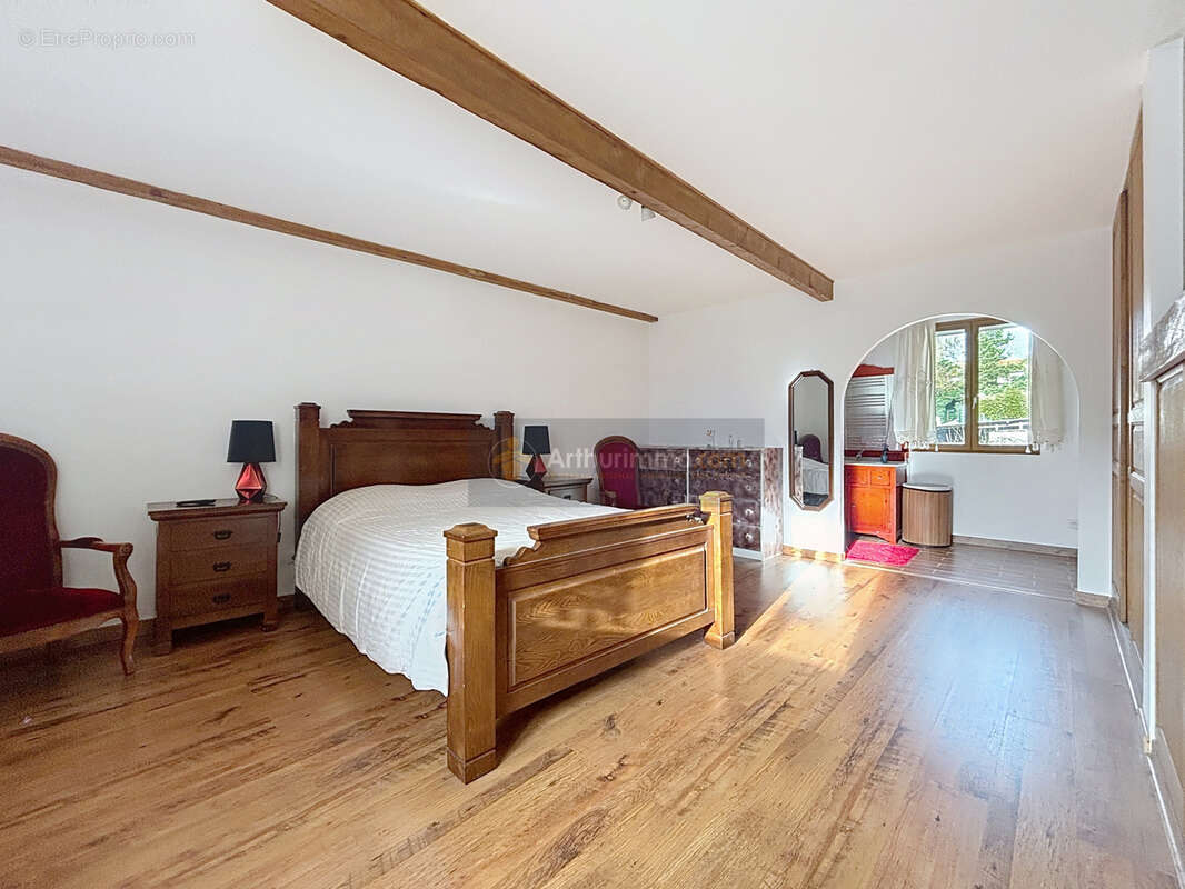 Maison à COULOMMIERS