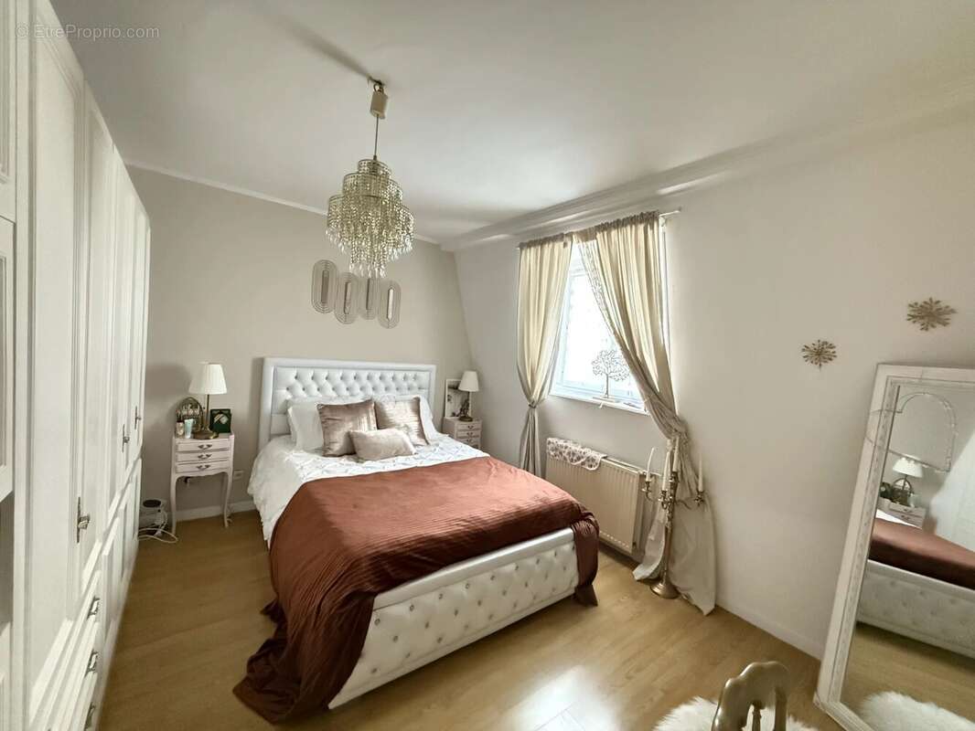Maison 4 chambres une cour fermée - photo 9