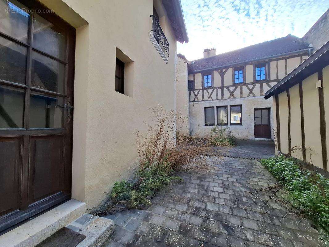 Maison à NOGENT-LE-ROTROU