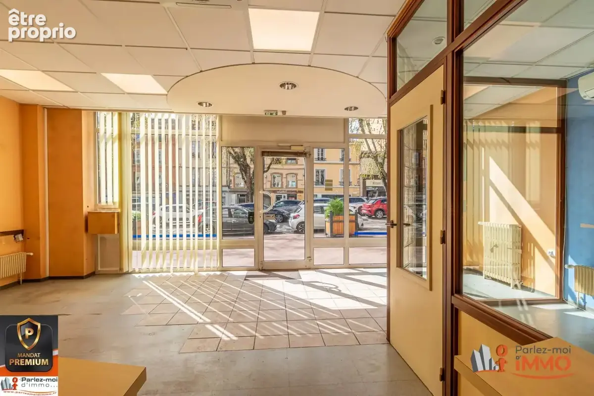 EMPLACEMENT PREMIUM - Local Commercial à Vendre, 95 m² - Tarar - photo 4