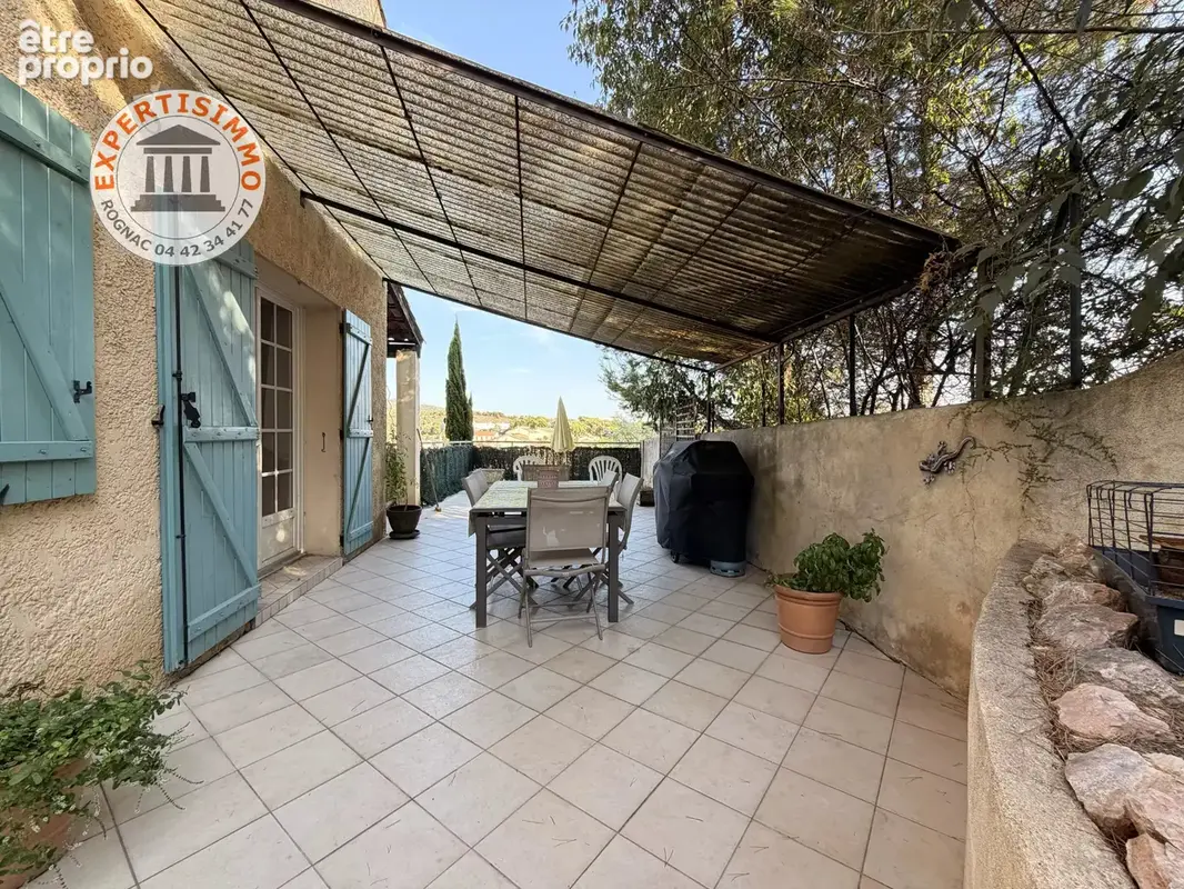 Maison individuelle avec garage et piscine - photo 2