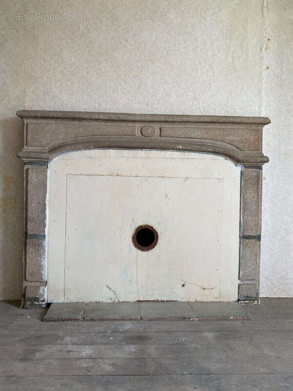 Maison à COMPREIGNAC