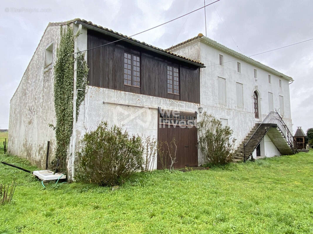 Maison à MARCILLAC