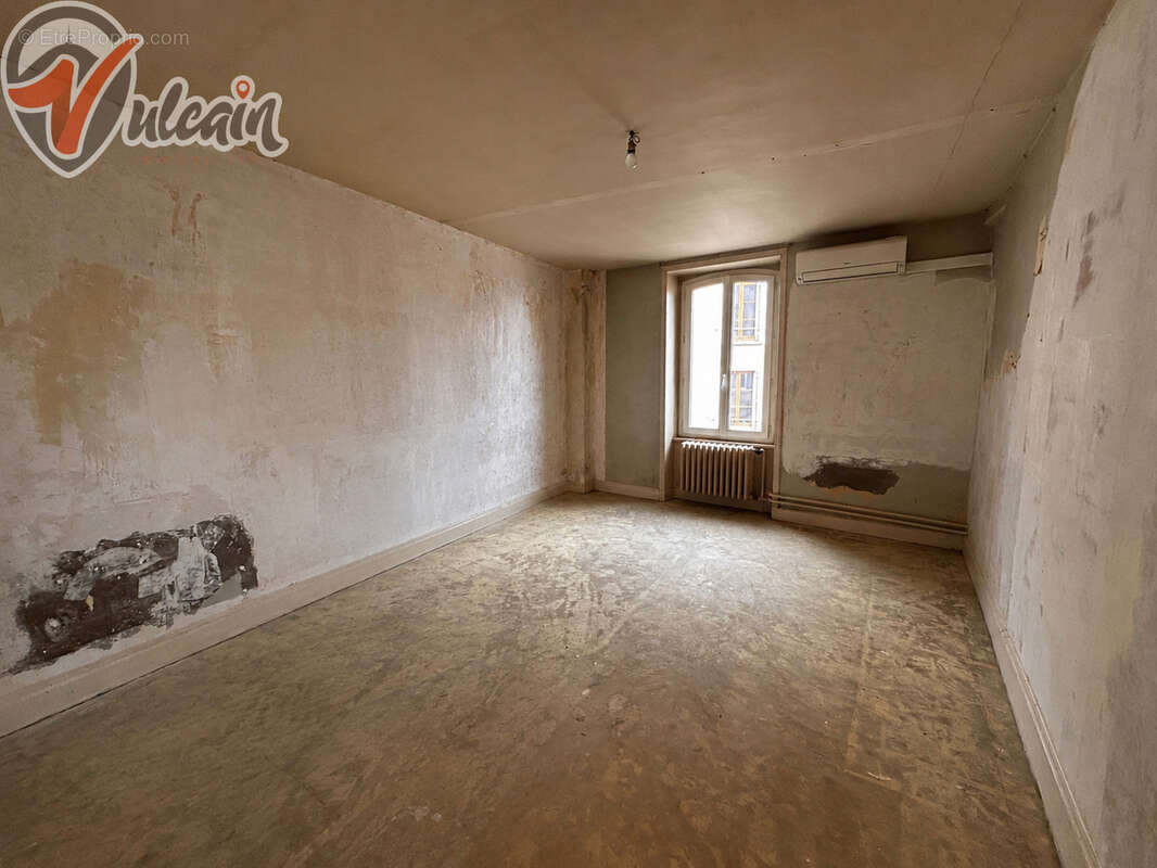 Appartement à VERTAIZON