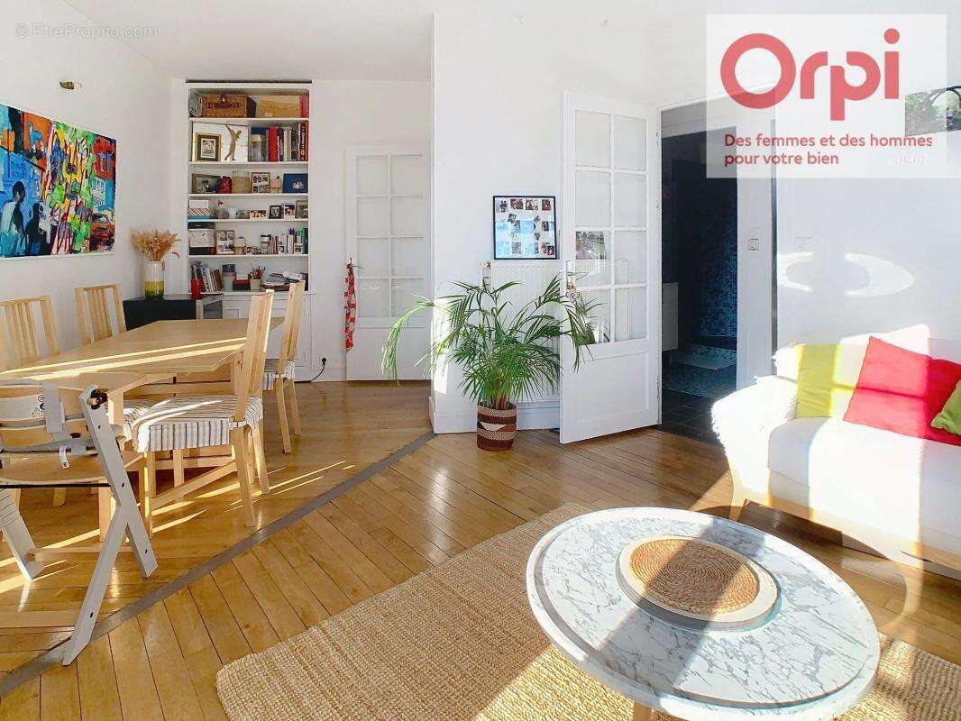 Appartement à ISSY-LES-MOULINEAUX