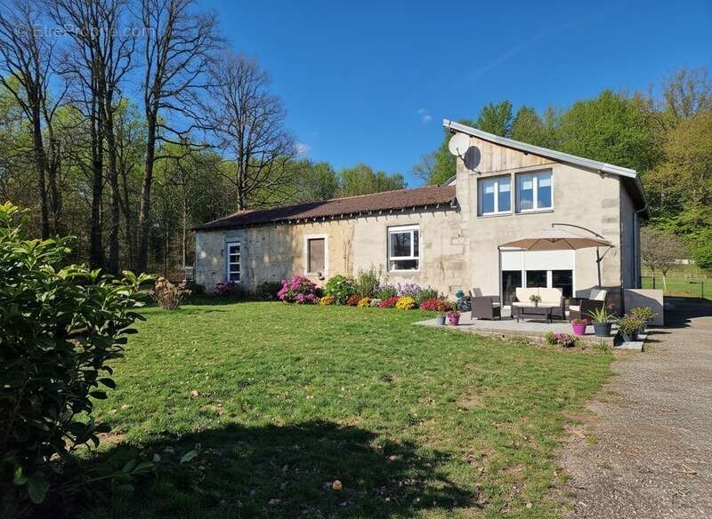 Maison à XERTIGNY